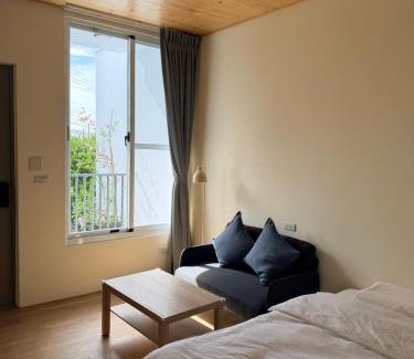 Dongshi District Bed & Breakfast | 雲山盼盼民宿