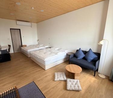 Dongshi District Bed & Breakfast | 雲山盼盼民宿