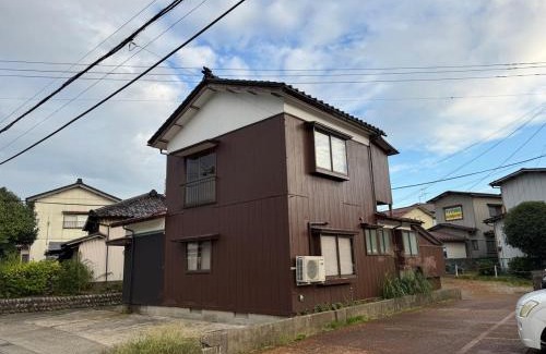 Tsuruoka Villa | 鶴岡市中心地ゲストハウス