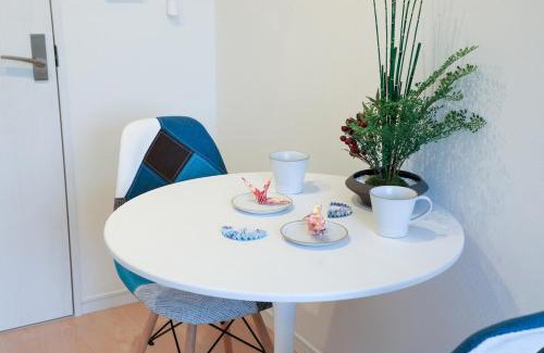 Tsurumi Apartment | 鶴見 House 105