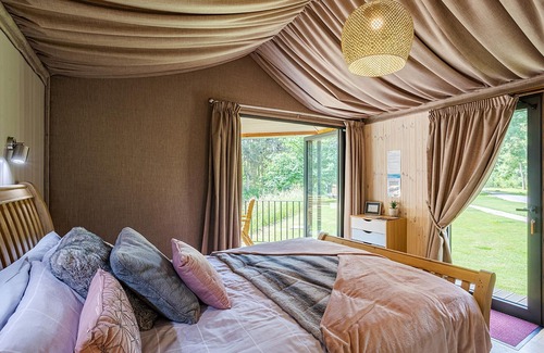 Felton Cabin | 0 bedroom accommodation in Shrewsbury