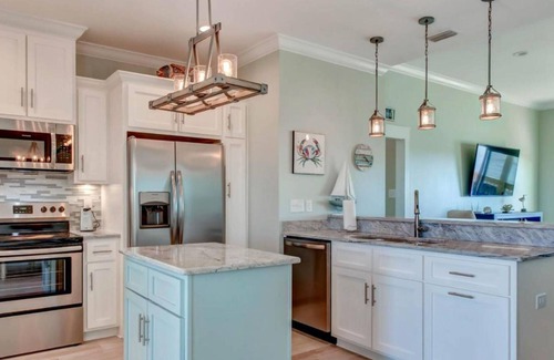 Dauphin Island House | 056 Walking on Sunshine by ACP