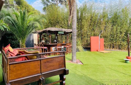 Vallauris Villa | 06AL - Architect-designed villa with pool and sea view