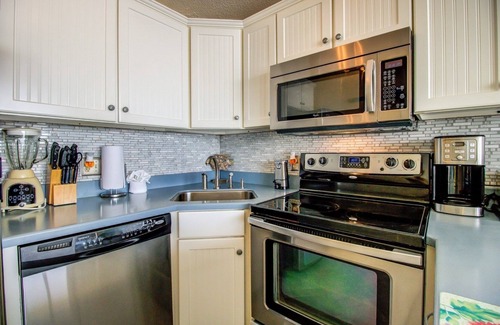 Wilmington Beach Condo | 0910 Gone To The Beach by Atlantic Towers