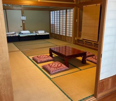 Imari House | 1日1組様限定アスパラの収穫体験と庭でバーベキューが楽しめる民宿うめむら