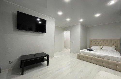 Petropavlovsk Apartment | 1-комнатная квартира с дизайнерским ремонтов в районе Вокзала