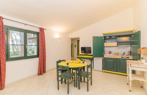 Arborea Apartment | 1 Ala Birdi Cottage Trilocale, Arborea, Italy