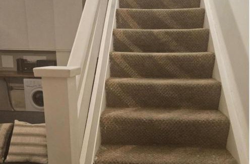 Harold Wood House | 1 Bed House Sleeps 2 -Free Parking -Tv