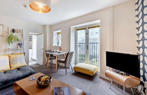 Aberaeron House | 1 Bed in Aberaeron 49261