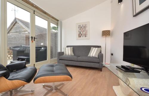 Curry Rivel House | 1 Bed in Curry Rivel 41489