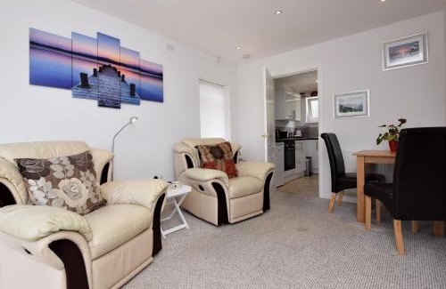 Raymonds Hill Apartment | 1 Bed in Lyme Regis 62615