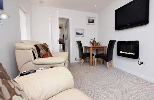 Raymonds Hill Apartment | 1 Bed in Lyme Regis 62615