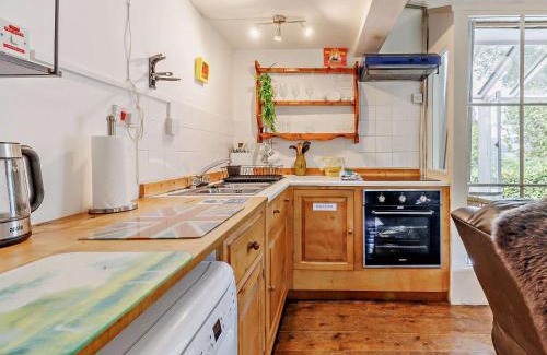 Machynlleth House | 1 Bed in Machynlleth 93081