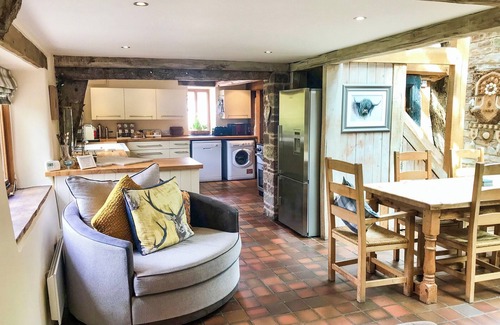 Awre Cottage | 1 bedroom accommodation in Near Blakeney