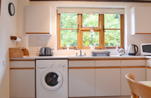 Orleton Cottage | 1 bedroom accommodation in Orleton, near Ludlow