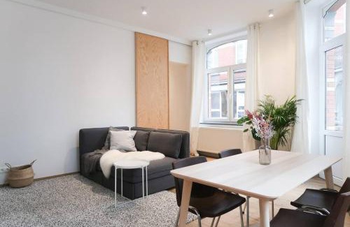 Liege Apartment | 1 bedroom apartment in Liège center - 1st floor