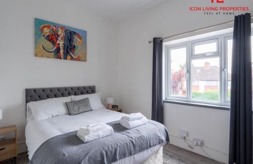 Tokyngton Apartment | 1 Bedroom Arch-View Apartment 2 By Icon Living Properties Short Lets & Serviced Accommodation With Free Parking