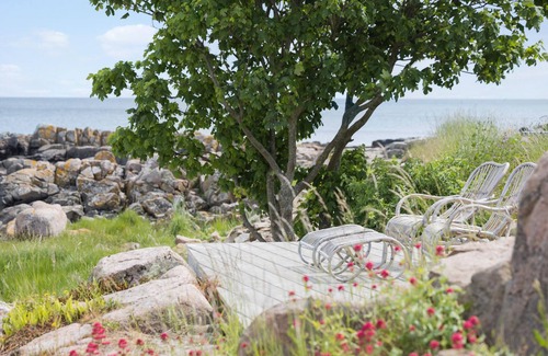 Sandvig Apartment | 1 bedroom awesome apartment in Allinge