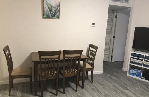 Downtown Honolulu Apartment | 1 Bedroom Downtown Partial Ocean View with Free Standard Parking