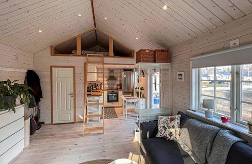 Farjestaden House | 1 bedroom nice home in Färjestaden