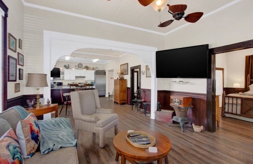 Historic Ybor House | 1 Block From 7th Ave Charming Ybor City Retreat