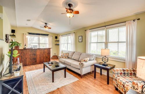 Crescent City House | 1 Block to Crescent Lake Charming Home with Porch!