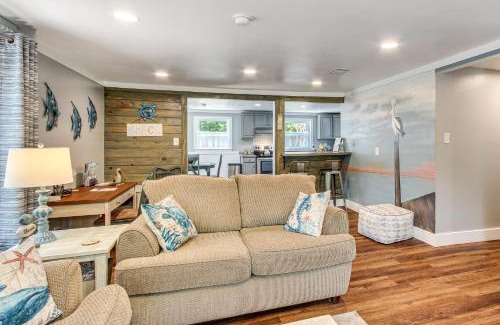 Long Beach House | 1 Block to Shore Long Beach Home with Fire Pit!