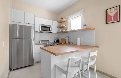 Miramar Apartment | #1 - Charming Spanish Colonial Apartment - Miramar