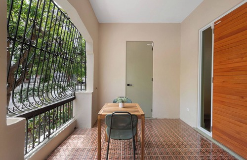 Miramar Apartment | #1 - Charming Spanish Colonial Apartment - Miramar