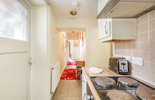 Corris Apartment | 1 ISYGRAIG, pet friendly, with a garden in Machynlleth