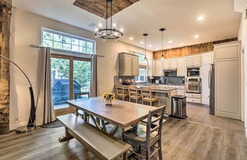 Comstock Acres Cottage | 1 Mi to Commons Beach: Tahoe City Getaway!