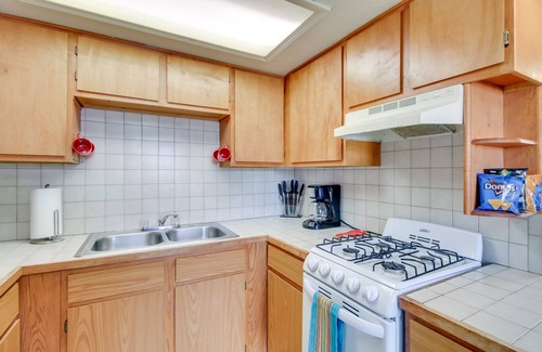 Raynolds Addition Apartment | < 1 Mi to Downtown: Cozy Albuquerque Apartment