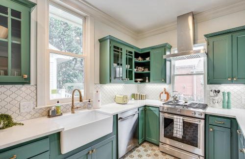 Tyler House | 1 Mi to Downtown Tyler Historic Home with Porch!