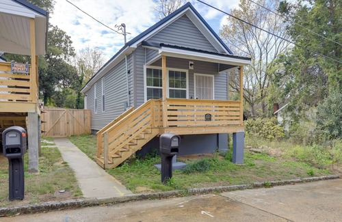 Macon Cottage | 1 Mi to Dtwn Macon: Cozy Home w/Fenced Yard