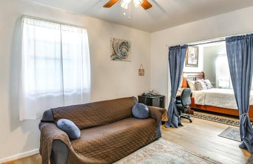 Downtown Apartment | 1 Mi to Dtwn Remote Work-Friendly Apt in Hampton!