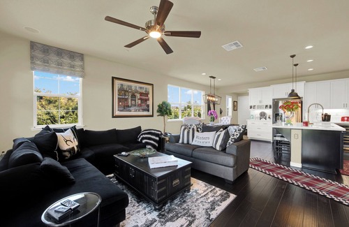 Winters House | 1 Mi to Dtwn Winters: Home w/Fire Pit & Patio!