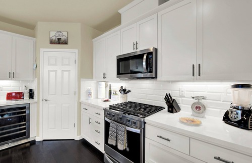 Winters House | 1 Mi to Dtwn Winters: Home w/Fire Pit & Patio!
