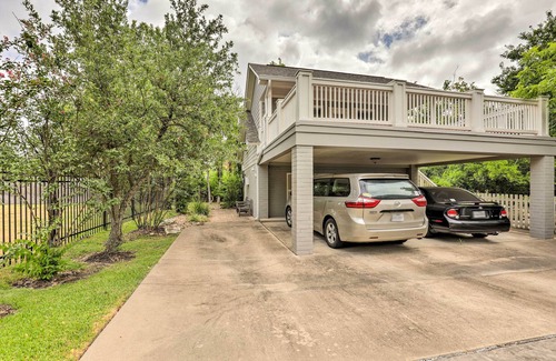 Oakwood Apartment | < 1 Mi to Kyle Field: Cozy Studio w/Outdoor Space