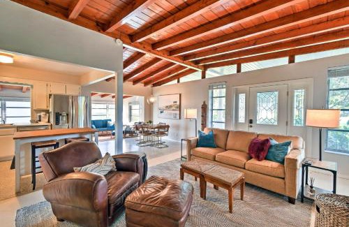 Laurel House | 1 Mi to Nokomis Beach Home with EV Charger