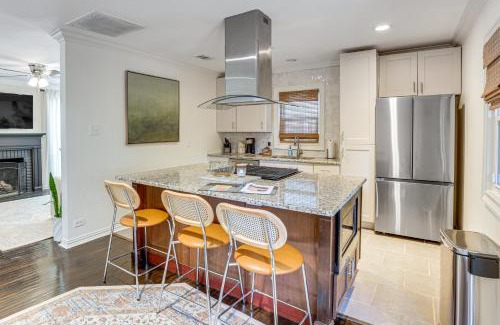 Northeast Dallas House | 1 Mi to SMU Home with Outdoor Entertainment