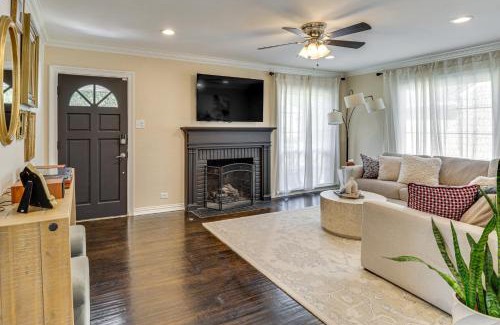 Northeast Dallas House | 1 Mi to SMU Home with Outdoor Entertainment