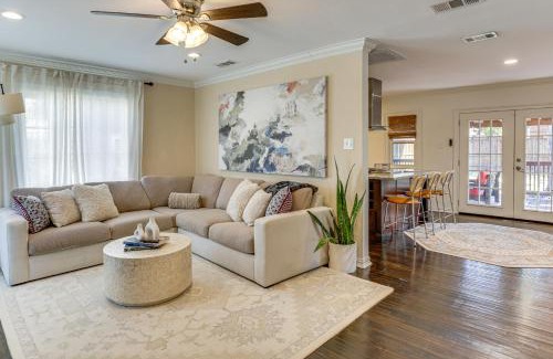 Northeast Dallas House | 1 Mi to SMU Home with Outdoor Entertainment