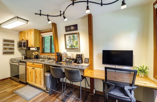 Banner Elk Apartment | 1 Mi to Sugar Mtn: Updated Banner Elk Escape!