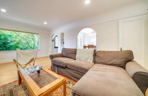Seattle House | 1 Mi to Univ of Wash Campus Seattle Home with Yard!