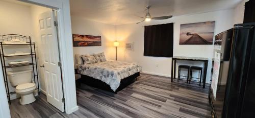 Orchidlands Estates Apartment | #1 NEW! Couples Getaway Self CheckIn Studio Apt