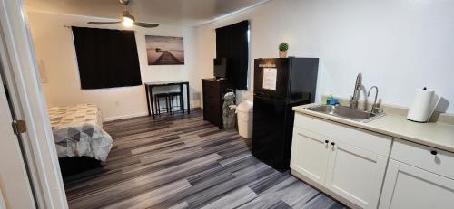 Orchidlands Estates Apartment | #1 NEW! Couples Getaway Self CheckIn Studio Apt