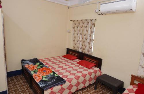Hyderabad Apartment | 1 Room for 4 Guests OR 2 BHK for 4 to 10 Guests with AC for Families