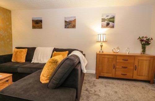 Newton Reigny House | 1 Springfort Cottages