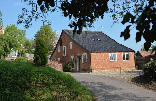 Huntingfield Cottage | 1 The Old Coach House
