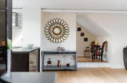 Capalnita Villa | 10 Bed Villa Sleeps 27 -Pool & Hot tub -Wood fire